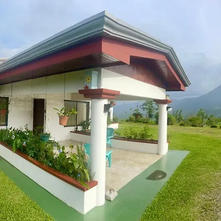 Las Pavitas Cottages La Fortuna Exterior photo