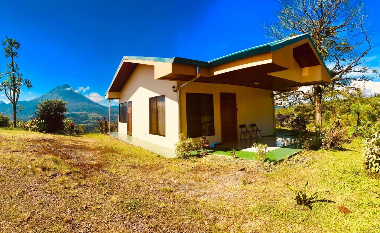 Pavitas Lodge *